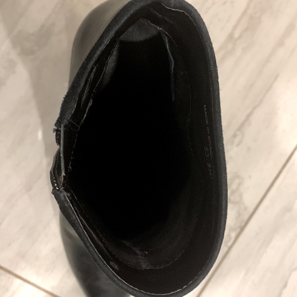 Vince Camuto booties - Picture 8 of 10